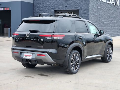 New 2026 Nissan Pathfinder Platinum AWD/4WD image 5