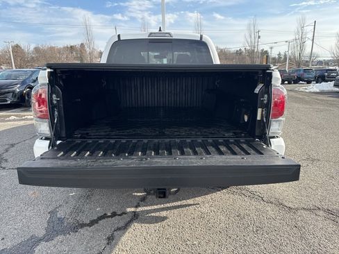 Certified 2023 Toyota Tacoma TRD Sport image 4