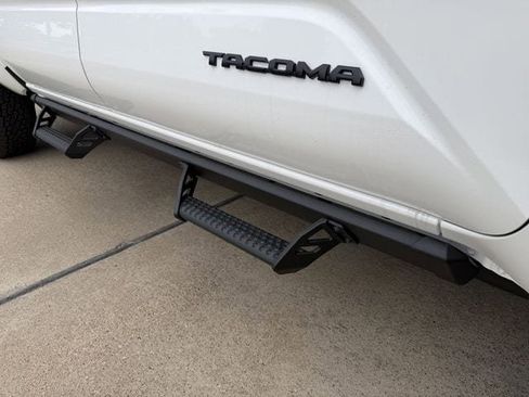 New 2026 Toyota Tacoma TRD Off-Road AWD/4WD image 10