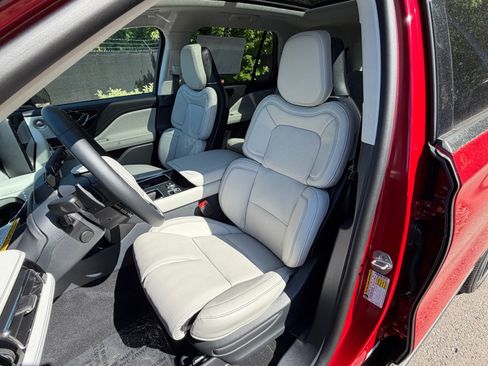 New 2026 Lincoln Aviator Reserve AWD/4WD image 26