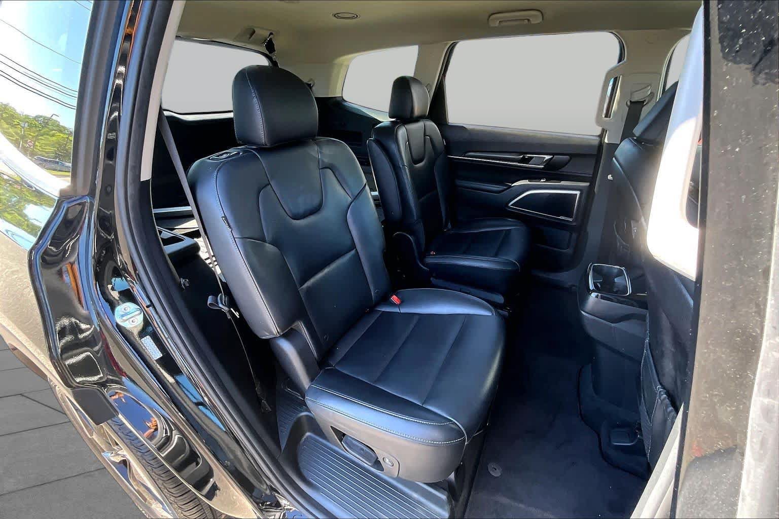 Used 2024 Kia Telluride S AWD/4WD image 19