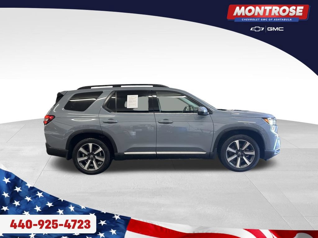 Used 2023 Honda Pilot Touring image 6