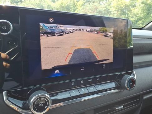 Used 2023 Chevrolet Colorado Trail Boss w/ Advanced Trailering Package AWD/4WD image 18