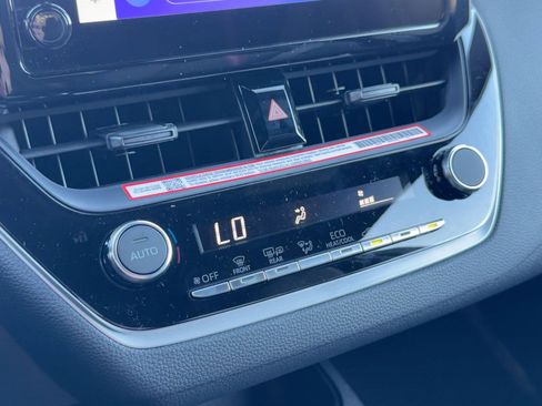 New 2026 Toyota Corolla SE image 25