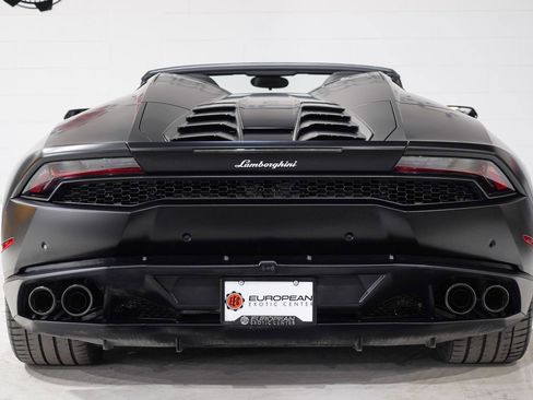 Used 2017 Lamborghini Huracan LP 610-4 image 3