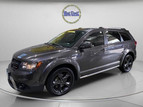 Used 2020 Dodge Journey Crossroad w/ Popular Equipment Group FWD image 1