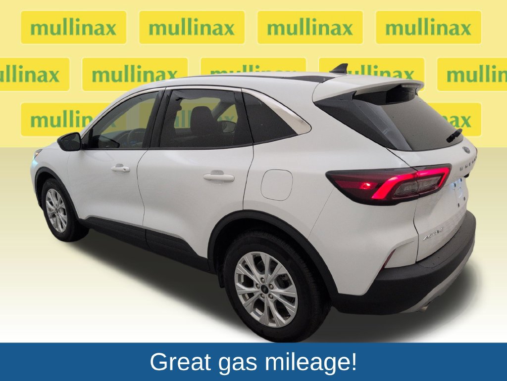 Used 2024 Ford Escape Active FWD image 8