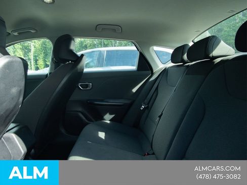Used 2025 Kia K4 FWD image 13