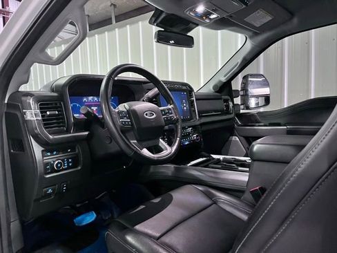 Used 2024 Ford F250 Lariat w/ FX4 Off-Road Package AWD/4WD image 10