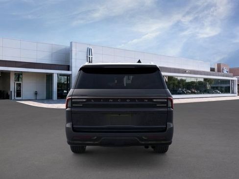 New 2026 Lincoln Navigator L Black Label AWD/4WD image 5