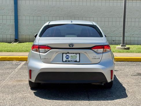 Used 2023 Toyota Corolla LE FWD image 6