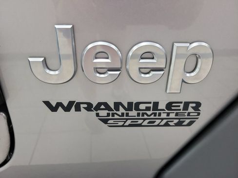Certified 2020 Jeep Wrangler Unlimited Sport S AWD/4WD image 15