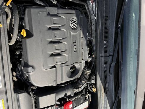 Used 2015 Volkswagen Jetta TDI SEL FWD image 36