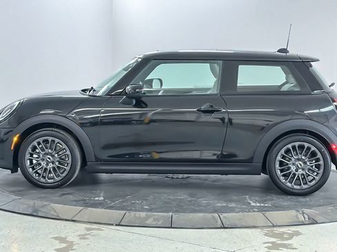 New 2026 MINI Cooper 2-Door Hardtop FWD image 5