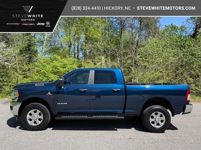 Used 2023 RAM 2500 Big Horn w/ Level 1 Equipment Group