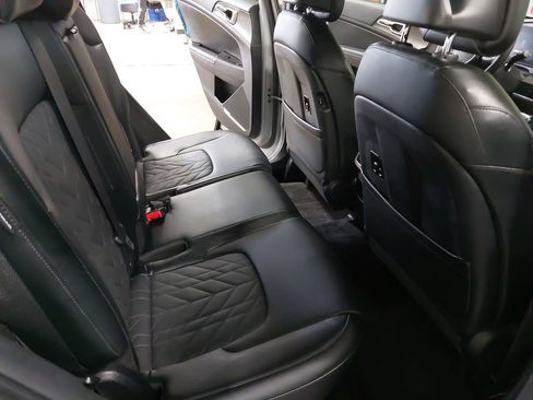 Used 2025 Kia Sportage X-Line w/ Premium Package image 19