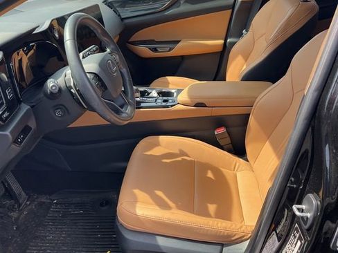 Used 2024 Lexus NX 350 AWD image 5