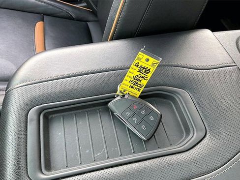 Used 2022 GMC Yukon XL AT4 w/ Max Trailering Package image 36