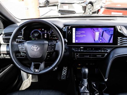 Used 2025 Toyota Camry XSE image 20