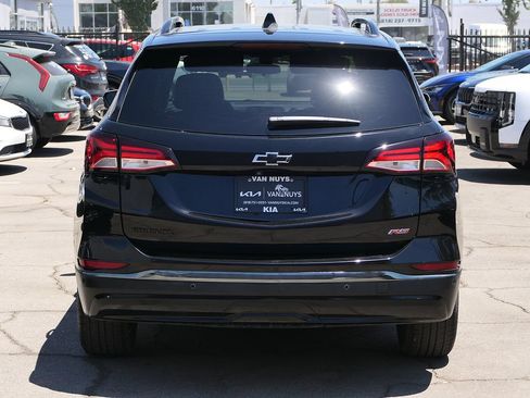 Used 2023 Chevrolet Equinox RS w/ RS Leather Package FWD image 5