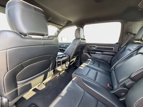 Used 2025 RAM 1500 Laramie AWD/4WD image 18