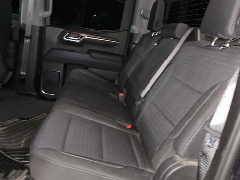 Used 2023 Chevrolet Silverado 1500 LT AWD/4WD image 7