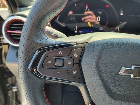 Used 2025 Chevrolet Trax RS w/ Driver Confidence Package FWD image 12