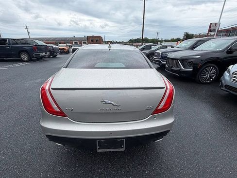 Used 2016 Jaguar XJ R-Sport AWD/4WD image 5