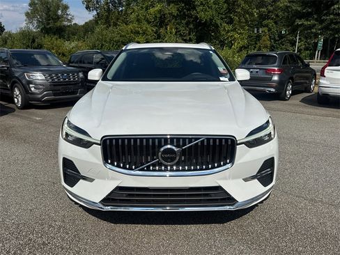 Used 2022 Volvo XC60 B6 Inscription w/ Advanced Package image 2