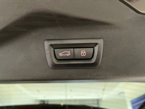 Used 2025 BMW X7 xDrive40i w/ Executive Package AWD/4WD image 38