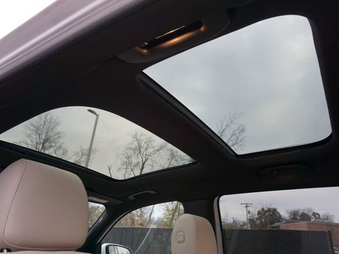 New 2026 Mercedes-Benz GLB 250 image 16