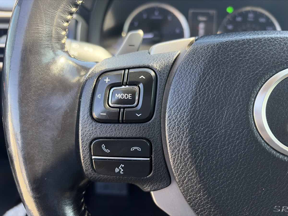 Used 2017 Lexus IS 200t w/ Navigation System Package RWD image 37