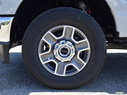 New 2026 Ford F250 Lariat w/ Lariat Premium Package image 25