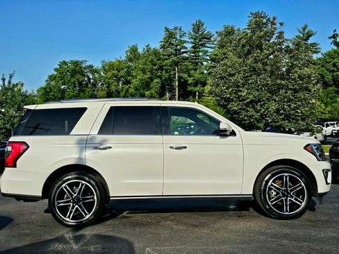 Used 2021 Ford Expedition Limited AWD/4WD image 7