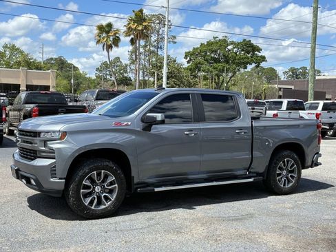 Used 2020 Chevrolet Silverado 1500 RST image 2