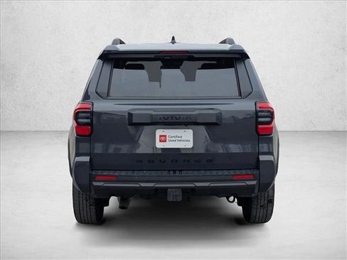 Certified 2025 Toyota 4Runner SR5 image 7
