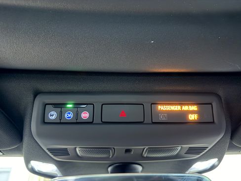 Used 2023 Chevrolet Corvette Stingray Coupe w/ 1LT RWD image 19