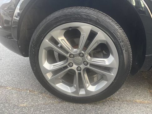 Used 2018 Audi Q3 2.0T Premium image 13