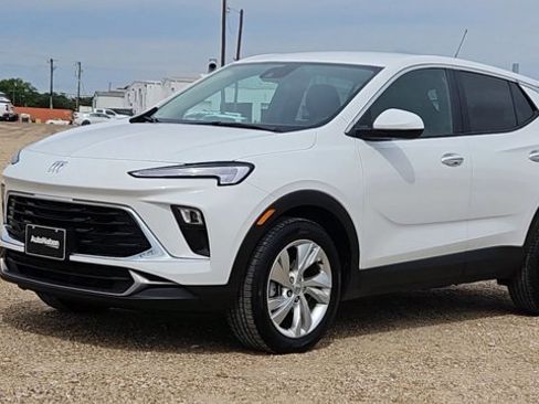 Used 2025 Buick Encore GX Preferred FWD image 4