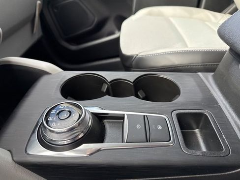 New 2026 Ford Escape SE image 17