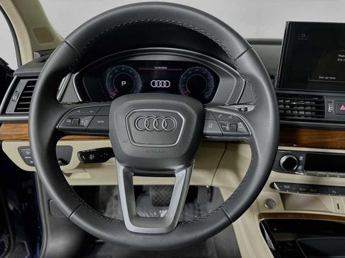 Certified 2025 Audi Q5 2.0T Premium Plus w/ Premium Plus Package image 11