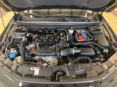 Used 2024 Honda Accord EX image 10
