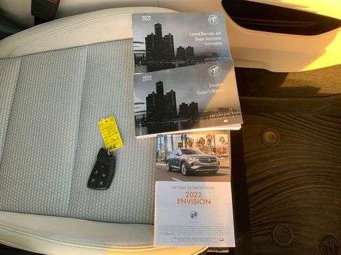 Used 2022 Buick Envision Preferred image 17
