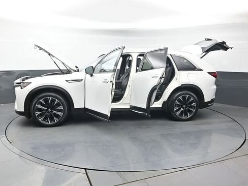 Certified 2024 MAZDA CX-90 Plug-In Hybrid w/ Premium Plus AWD/4WD image 45