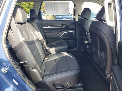 New 2025 Kia Telluride S image 12