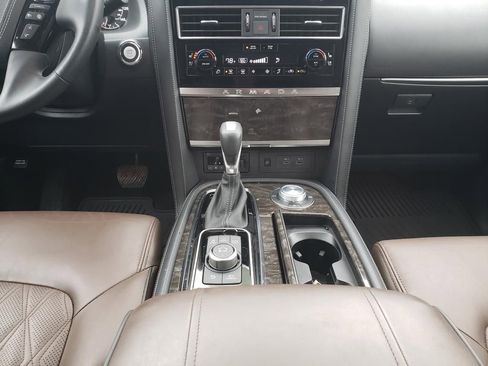 Used 2024 Nissan Armada Platinum w/ Captain's Chairs Package AWD/4WD image 19