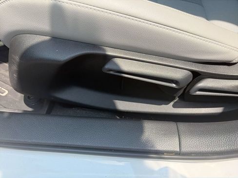 Used 2025 Honda Civic Sport image 15