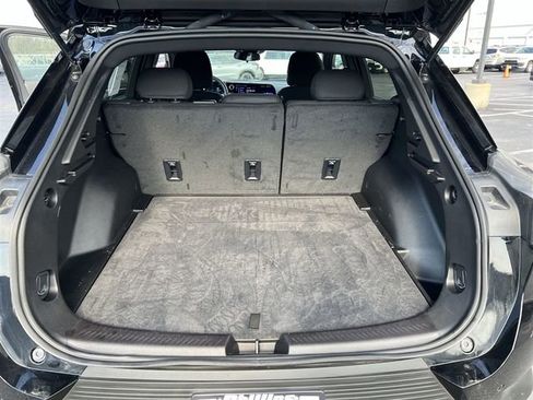 Certified 2025 Chevrolet Equinox EV LT FWD image 21