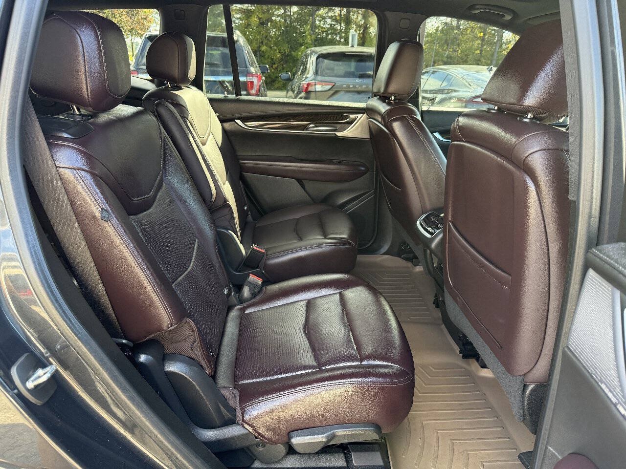 Used 2022 Cadillac XT6 Premium Luxury AWD/4WD image 12