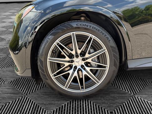 Certified 2025 Mercedes-Benz GLC 43 AMG 4MATIC image 9